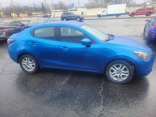 2017 Toyota Yaris iA Base