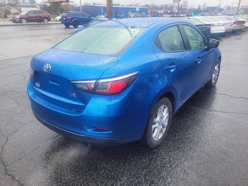 2017 Toyota Yaris iA Base