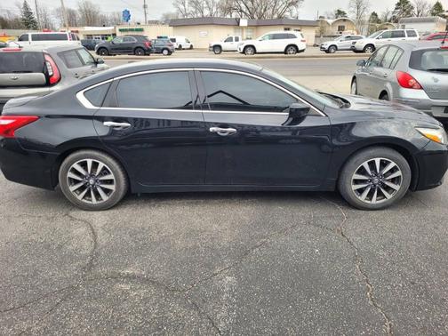 2017 Nissan Altima 2.5 SV