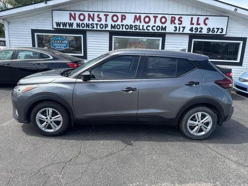 2021 Nissan Kicks S