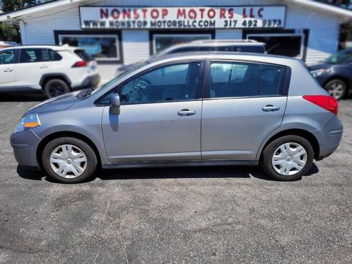Magnetic Gray Metallic 2012 Nissan Versa 1.8 S