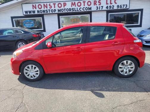 2014 Toyota Yaris LE