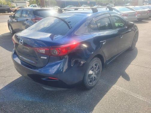 2016 Mazda Mazda3 i Sport