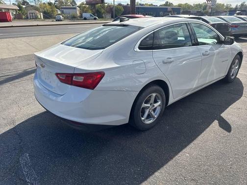 2018 Chevrolet Malibu 1LS