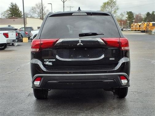 2020 Mitsubishi Outlander ES