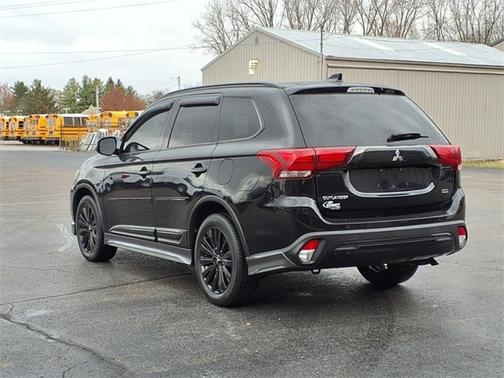 2020 Mitsubishi Outlander ES
