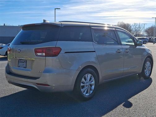 2016 Kia Sedona LX
