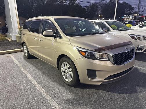 2016 Kia Sedona LX