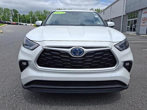 2023 Toyota Highlander Hybrid XLE