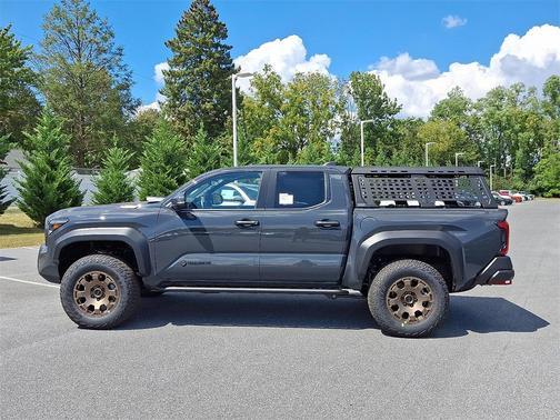 2025 Toyota Tacoma Hybrid Trailhunter