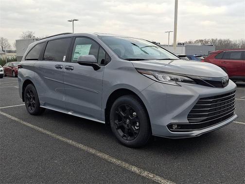 2026 Toyota Sienna Woodland Edition