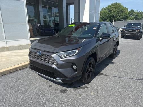 2021 Toyota RAV4 Hybrid SE