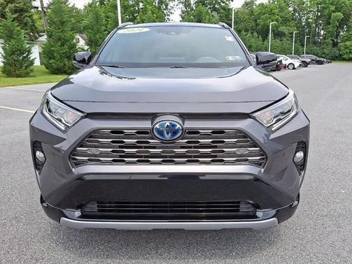 2021 Toyota RAV4 Hybrid SE
