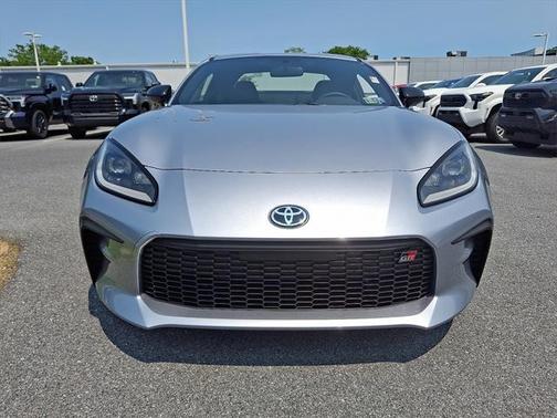 2025 Toyota GR86 Base