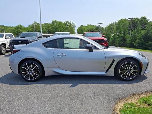 2025 Toyota GR86 Base