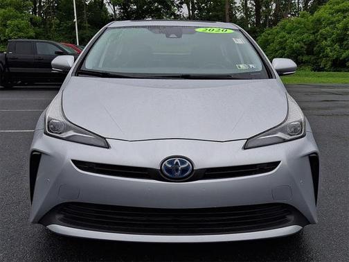 2020 Toyota Prius XLE