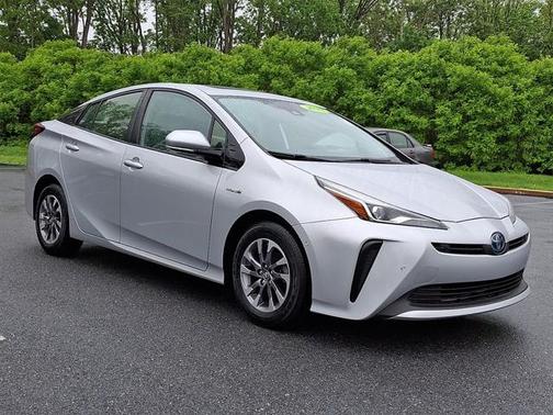 2020 Toyota Prius XLE