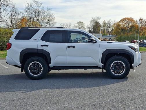 2025 Toyota 4Runner TRD Off Road