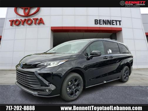 2025 Toyota Sienna Woodland Edition