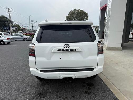 2024 Toyota 4Runner SR5 Premium