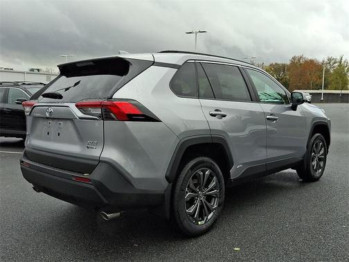 2025 Toyota RAV4 Hybrid XLE Premium