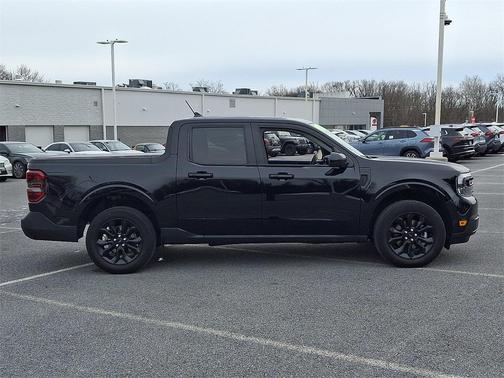2023 Ford Maverick Lariat