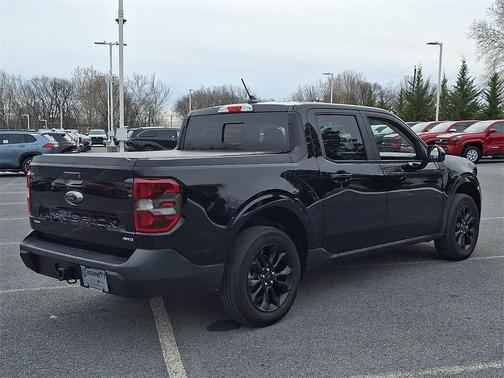 2023 Ford Maverick Lariat