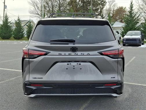 2026 Toyota Sienna XSE 7 Passenger