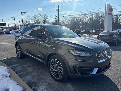 2019 Lincoln Nautilus Reserve