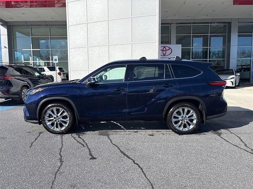 2022 Toyota Highlander Limited