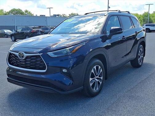 2024 Toyota Highlander XLE