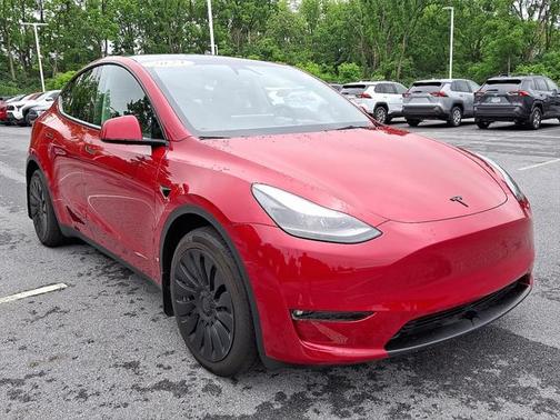2023 Tesla Model Y Long Range Dual Motor All-Wheel Drive