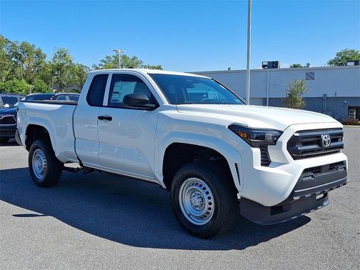 2025 Toyota Tacoma SR