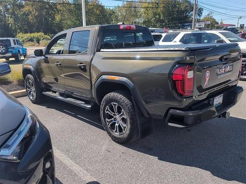 2023 GMC Canyon AT4