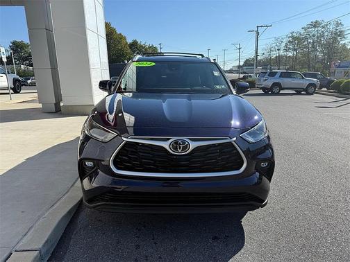 2024 Toyota Highlander XLE