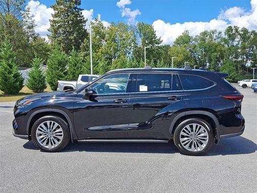 2025 Toyota Highlander Platinum