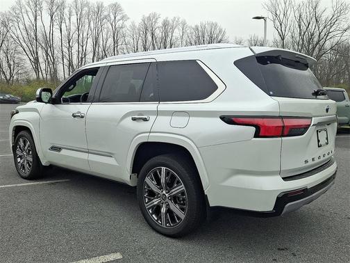 2023 Toyota Sequoia Capstone