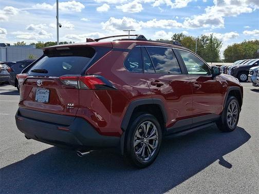 2025 Toyota RAV4 Hybrid XLE Premium