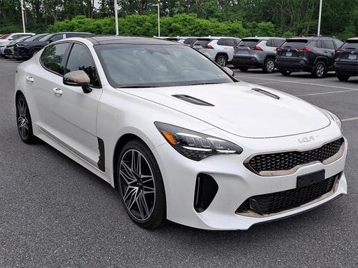 2022 Kia Stinger GT1