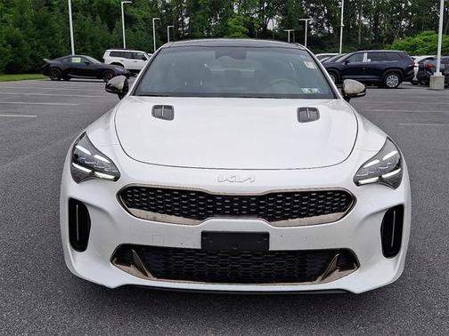2022 Kia Stinger GT1
