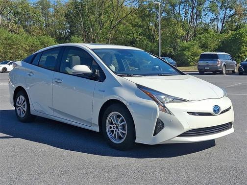 2017 Toyota Prius Three