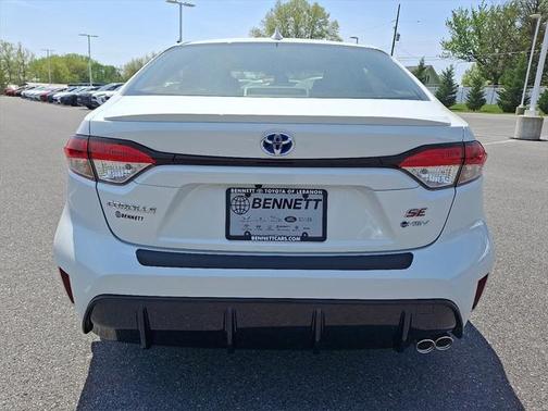 2025 Toyota Corolla Hybrid SE