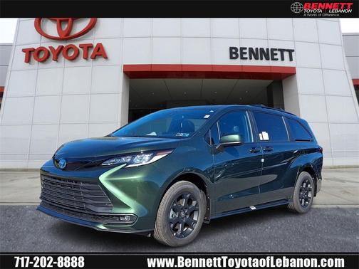 2025 Toyota Sienna Woodland Edition