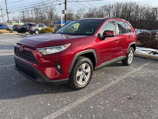 2020 Toyota RAV4 XLE