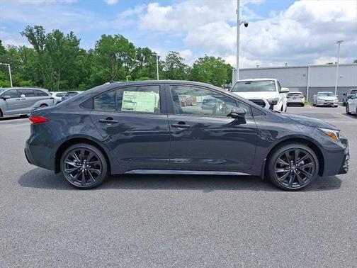 2025 Toyota Corolla Hybrid SE