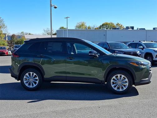 2026 Toyota Corolla Cross LE