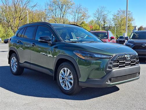 2026 Toyota Corolla Cross LE