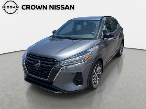 Gun Metallic 2021 Nissan Kicks SR
