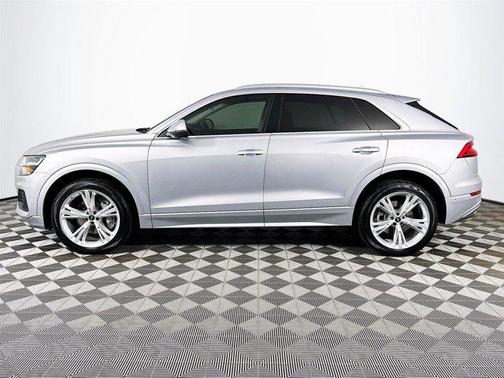 2022 Audi Q8 55 Premium Plus