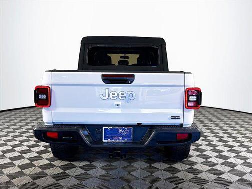 2020 Jeep Gladiator Overland